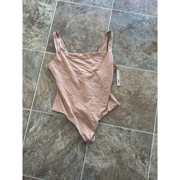 Skims Fits Everybody Square Neck Bodysuit Ochre Large - Picture 2 of 10